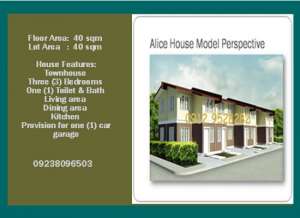 Alice model 3 bedroom house with pool amenities 20 min from MOA