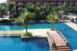 Las Pinas Condominium 3 Bedrooms Lanikai 4.1M