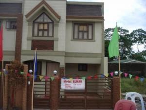 townhouse/apartment in north fairview near FEU fairview