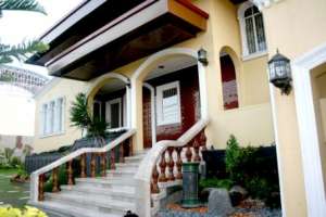 READY FOR OCCUPANCY HOUSE IN MULTINATIONAL VILLAGE, PARANAQUE